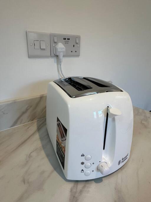 Whitsun Studio - Brand New Listing! Bristol Eksteriør bilde